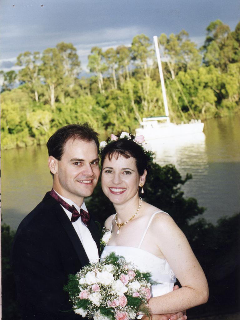 Maryborough’s Kenneth Wood, Catherine Dart were married on March 26, 2000.