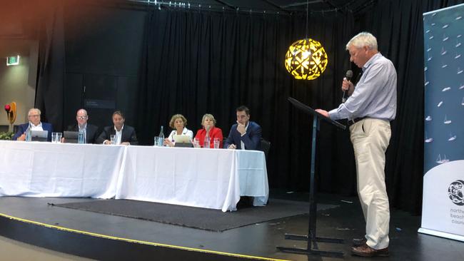 Terry le Roux, from the North Harbour Community Group, addresses a community forum at Balgowlah RSL Club, hosted by Northern Beaches Council, on the proposed Beaches Link tunnel project. Picture: Supplied