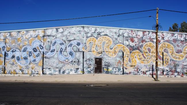 Bourke lies about 800km northwest of Sydney and is home to about 3000 people. Picture: Elise Derwin