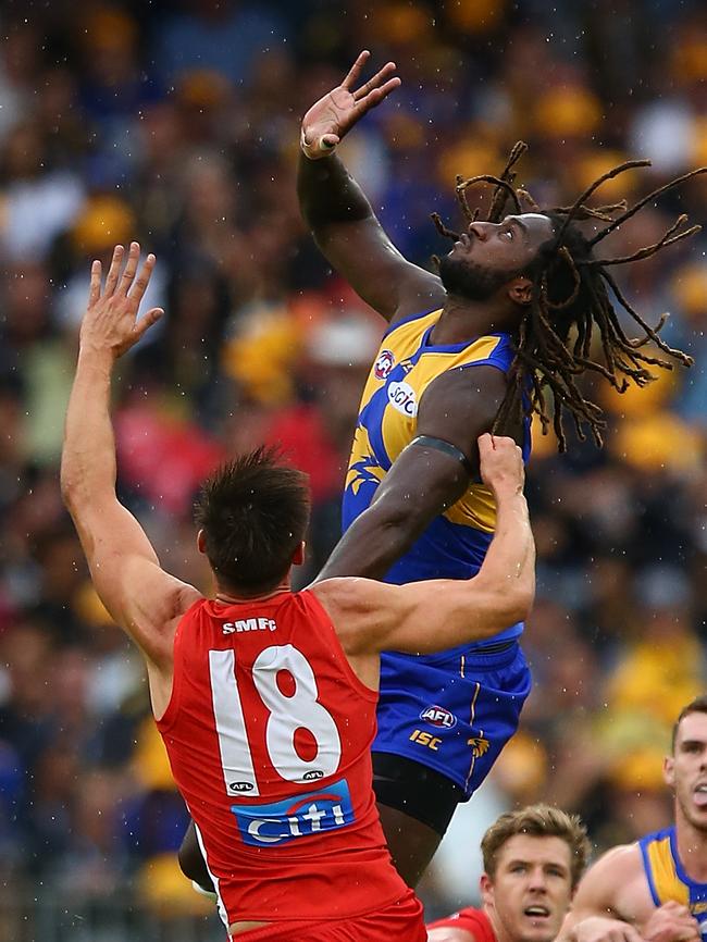 Nic Naitanui made his return to AFL football.