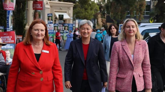 Louise Miller-Frost, Foreign Minister Penny Wong and Sturt Labor candidate Claire Clutterham campaigning in Sturt. Picture: Facebook