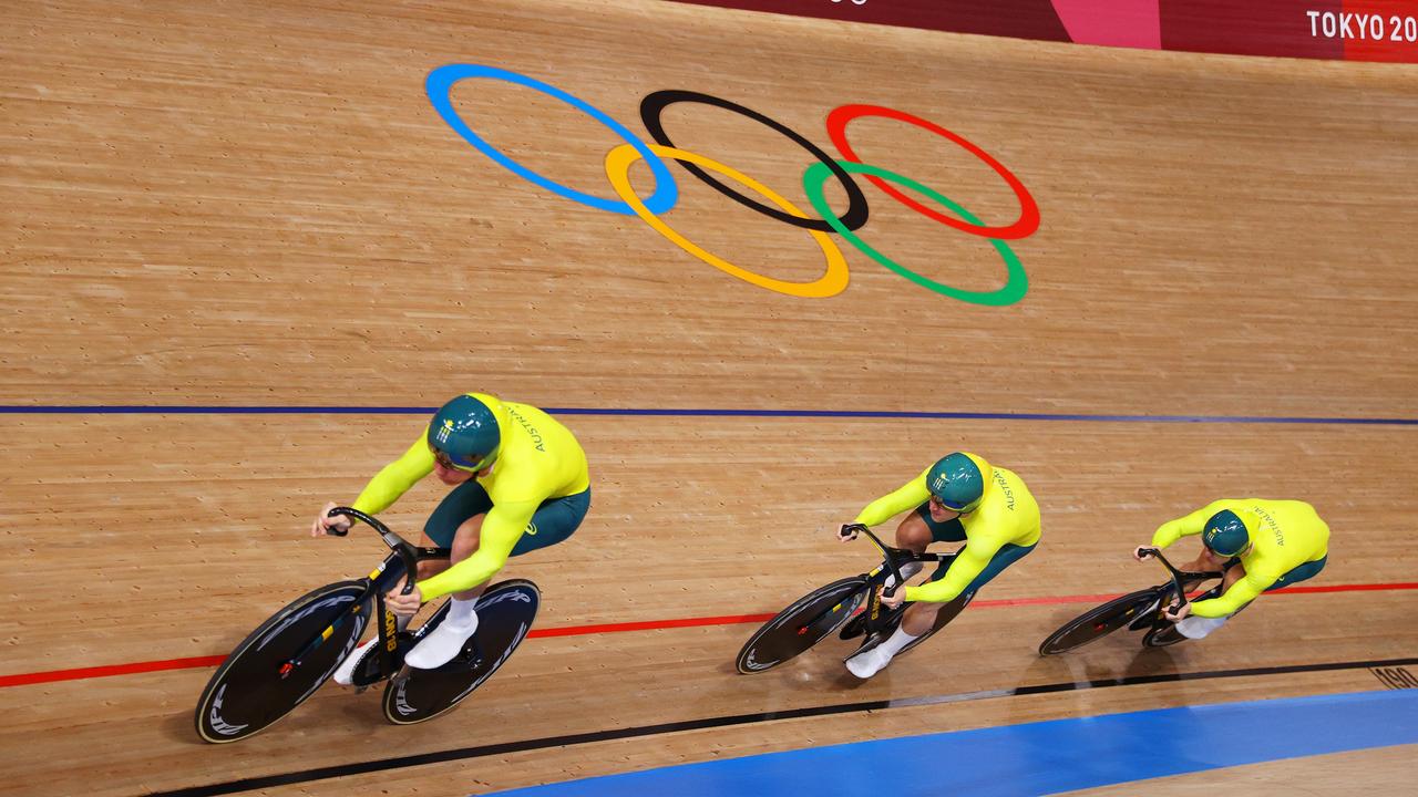 Matthew Richardson, Nathan Hart and Glaetzer during the team sprint at the Tokyo Olympics. Picture: Tim de Waele/Getty Images