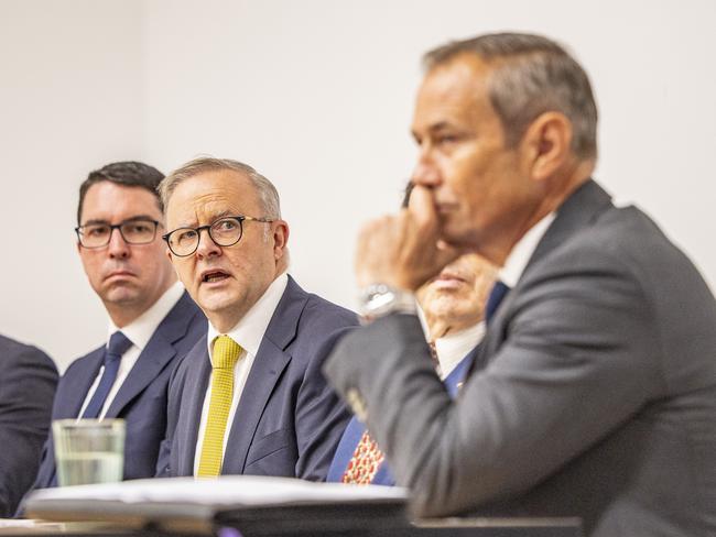 PERTH, AUSTRALIA. NewsWire Photos. 27 JANUARY 2025;Prime Minister Anthony Albanese and Premier Roger Cook at a private meeting with the Jewish community following the Holocaust Memorial in Yokine on Monday morning. Picture: POOL / NewsWire / Kelsey Reid