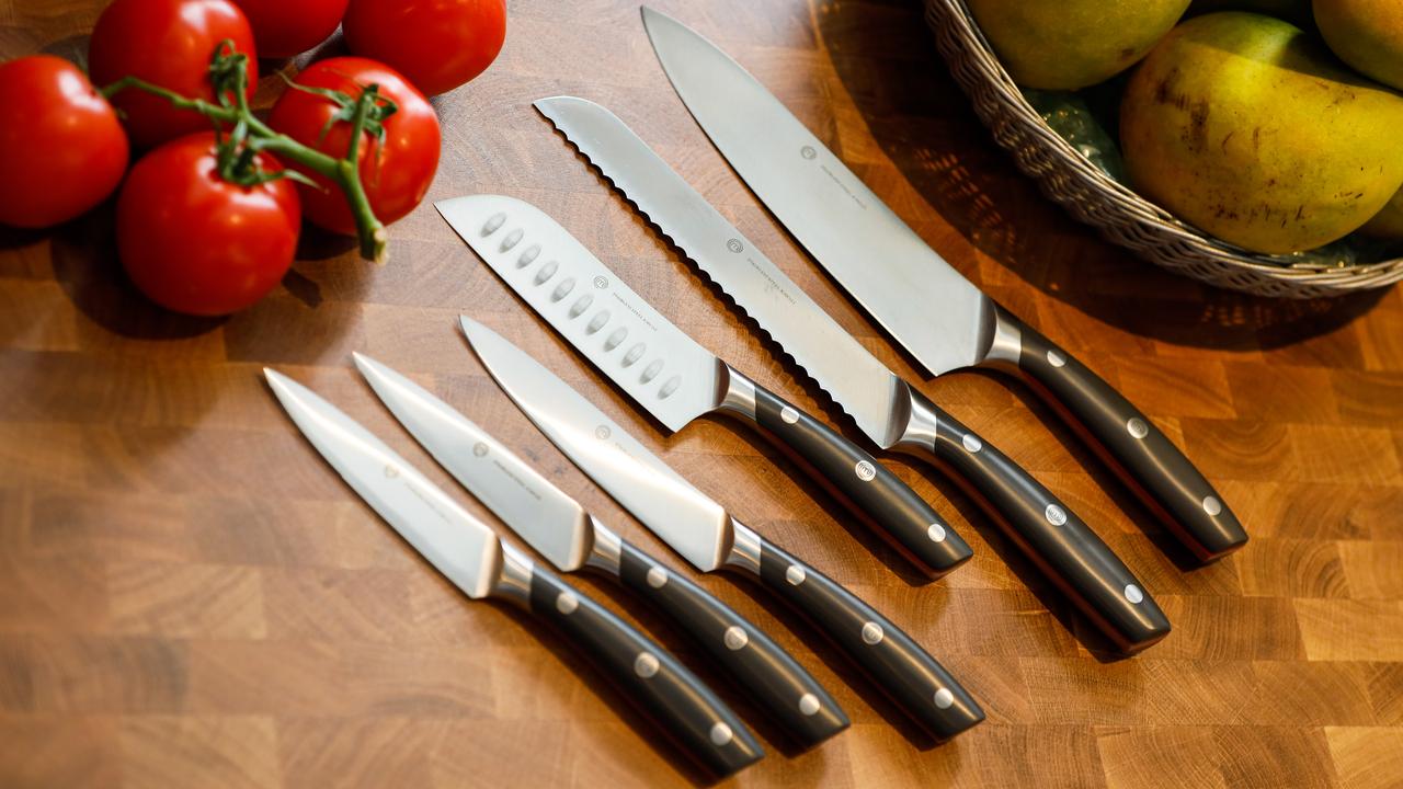 Coles gives away MasterChef knife set to Fly-bys shoppers