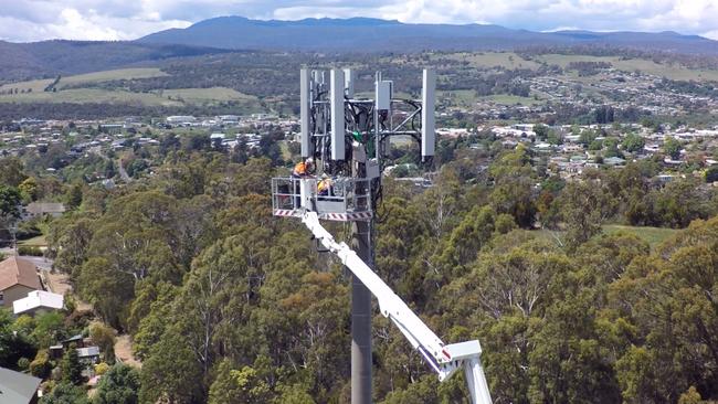 Logan suburbs are being connected to 5G.