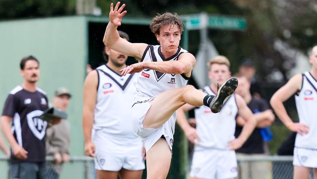 Marcel Moran in action for Ivanhoe. Picture: Field of View Photography