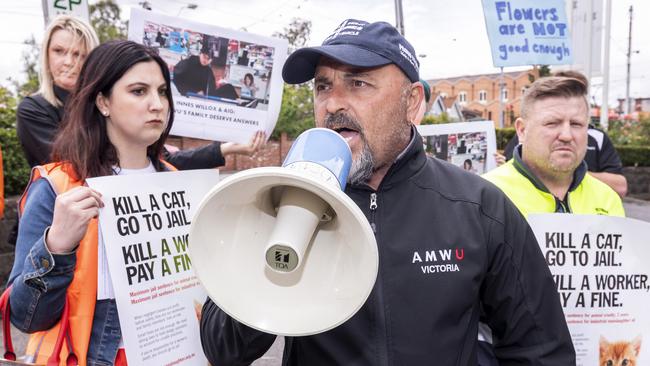 AMWU State Secretary Tony Mavromatis chants as protesters from AMWU are seen outside an Australian Industry Group luncheon in Hawthorn, Melbourne, in 2018. Picture: AAP