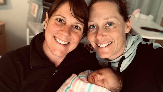 Australian Tennis player Sam Stosur and partner Liz have announced the birth of baby Evie