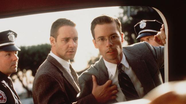 Russell Crowe with Guy Pearce in LA Confidential.