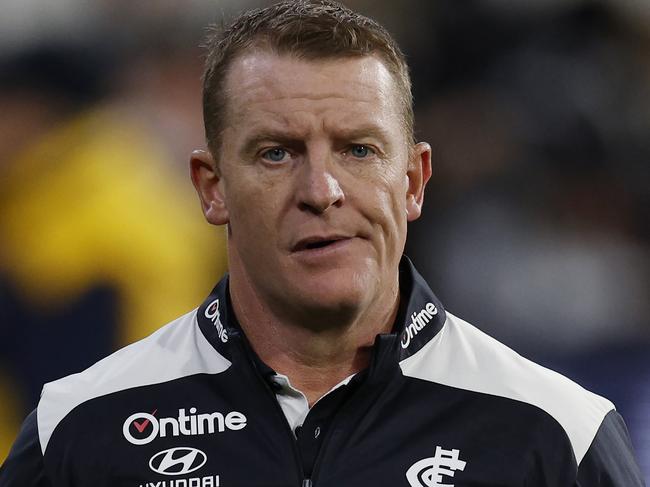 NCA. MELBOURNE, AUSTRALIA. 3rd April, 2025 . AFL Round 4.  Collingwood vs Carlton at the MCG .  Michael Voss, senior coach of Carlton leads the Blues off the MCG  . Picture: Michael Klein