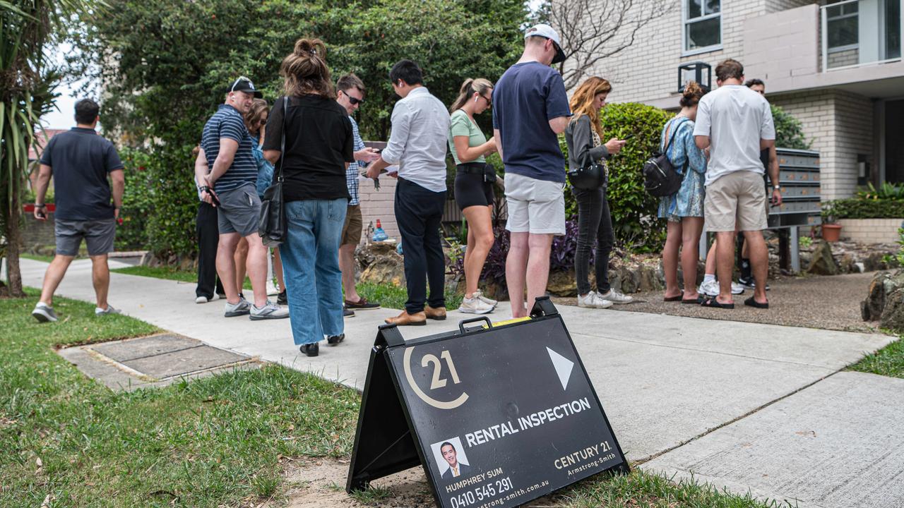 Scenes like these are common across Sydney as rental supply dwindles. Picture: NCA NewsWire / Flavio Brancaleone