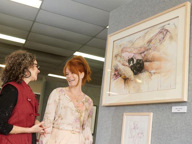 With thousands of dollars of prizes up for grabs, Arts on Show is the perfect starting point for emerging artists and a great opportunity for working artists.