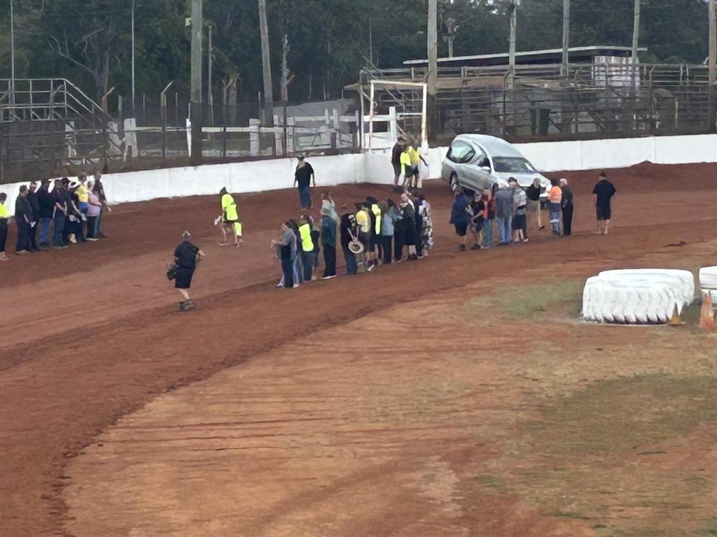 Steve Barsby has been farewelled with a final lap at the Maryborough Speedway followed by a service at the Heritage Chapel.