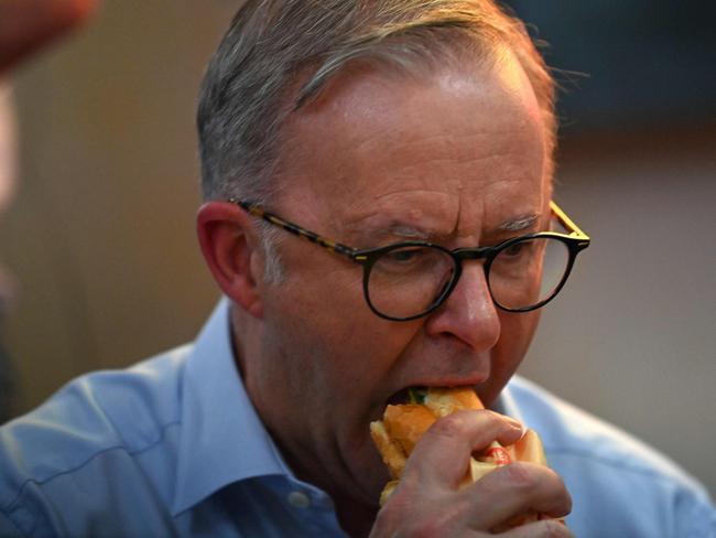 Mr Albanese said the ‘banh mi and the beer tasted even better knowing that it was made with Australian wheat and barley’. Picture: Nhac Nguyen