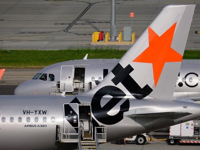 Hervey Bay celebrates first direct flights to Melbourne