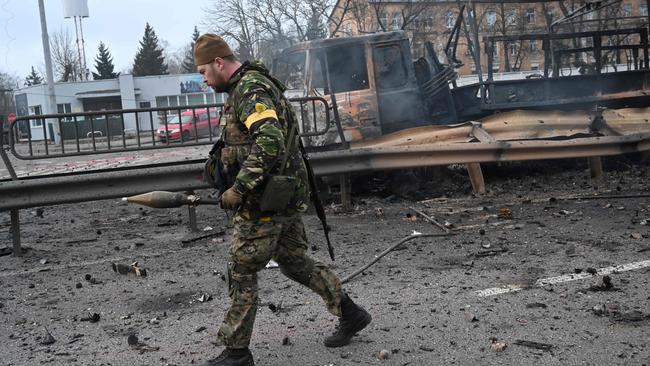 Ukrainian service members in the Ukrainian capital of Kyiv. Picture: Sergei Supinsky/AFP