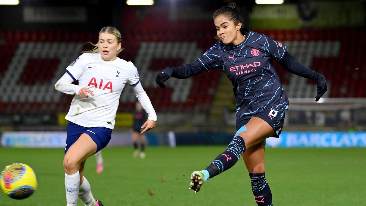 Fowler (right) hasn’t appeared for more than 31 minutes in a WSL game for Manchester City since November 12. Picture: Justin Setterfield / Getty Images