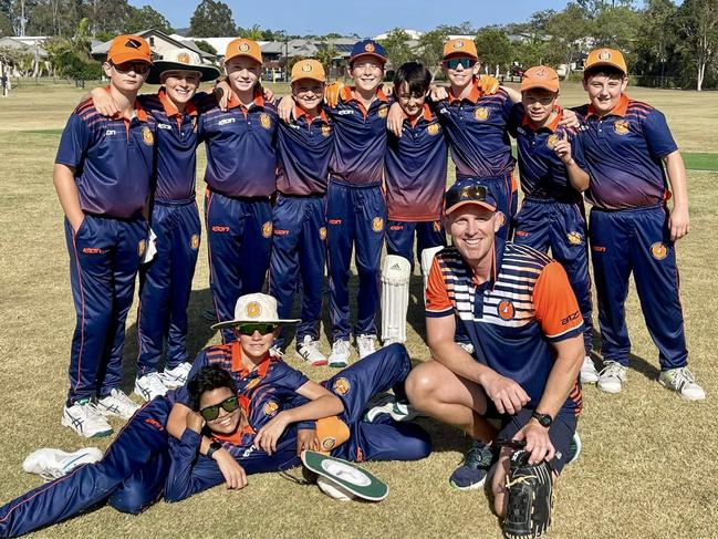 Lewis Higgins coaching for Runaway Bay Cricket Club