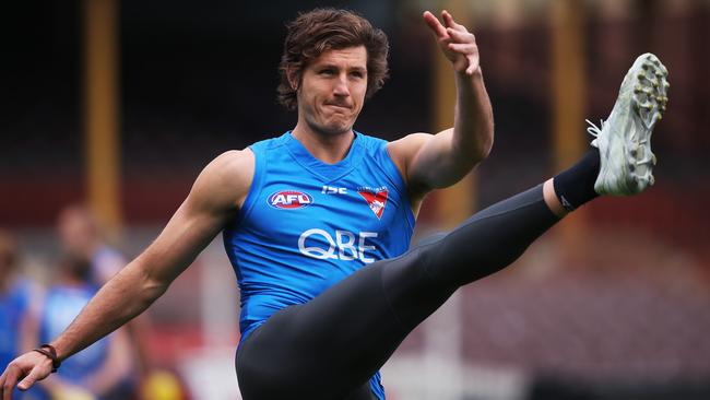 Kurt Tippett during Sydney Swans training at the SCG ahead of their match with Geelong this week. Picture. Phil Hillyard