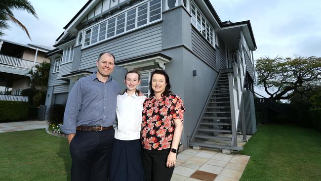 Peter and Cathy Beckingsale's home heads to auction this weekend. The couple renovated the home by taking all the walls out to make it open-plan. Pictured are Peter and Cathy Beckingsale and their daughter Amy. Camp Hill  Wednesday 4th October 2023 Picture David Clark