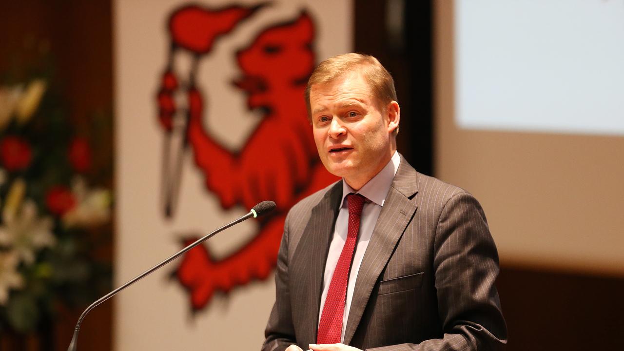 Former UTAS Vice-Chancellor Professor Peter Rathjen addresses a function in 2015.