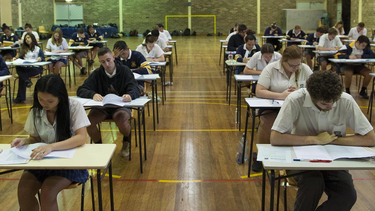 VCE exams: Stress tips for parents, students before English exam ...