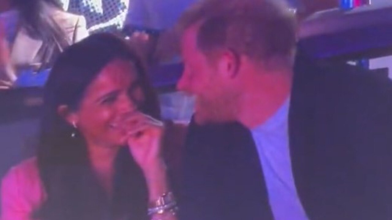 Meghan rejected Harry's kiss cam advances. Photo: Twitter