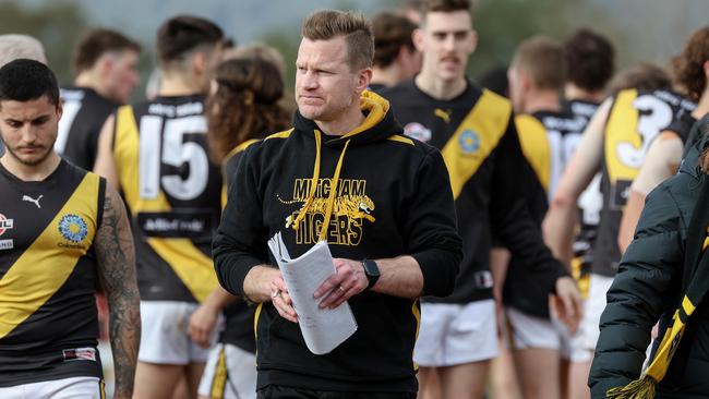 Mitcham coach Neil Winterton. Picture: George Salpigtidis