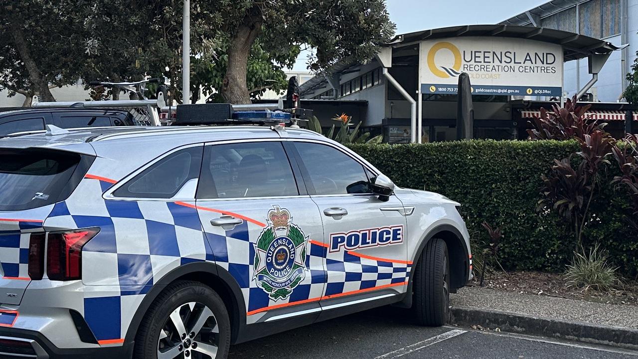 Police swoop on men armed with bottles at Gold Coast park