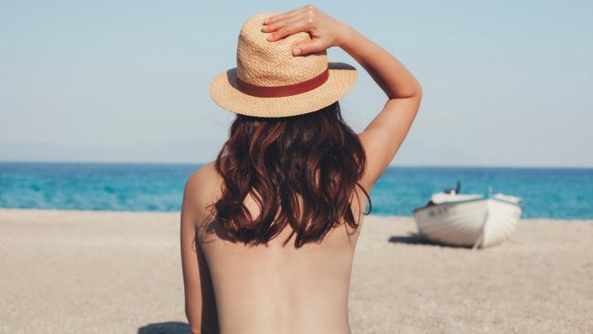 Beach girl naked