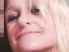 Houso mum allegedly bashes neighbour with golf club