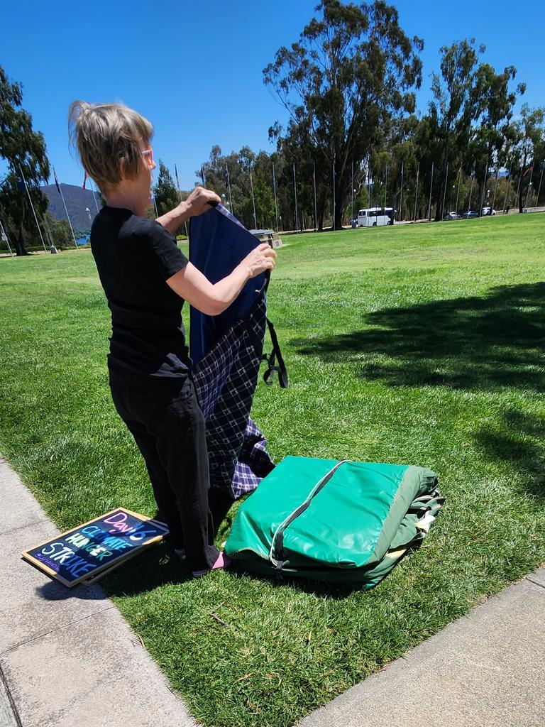 Paramedics were called after AFP officers rang triple-0. Picture: Supplied.