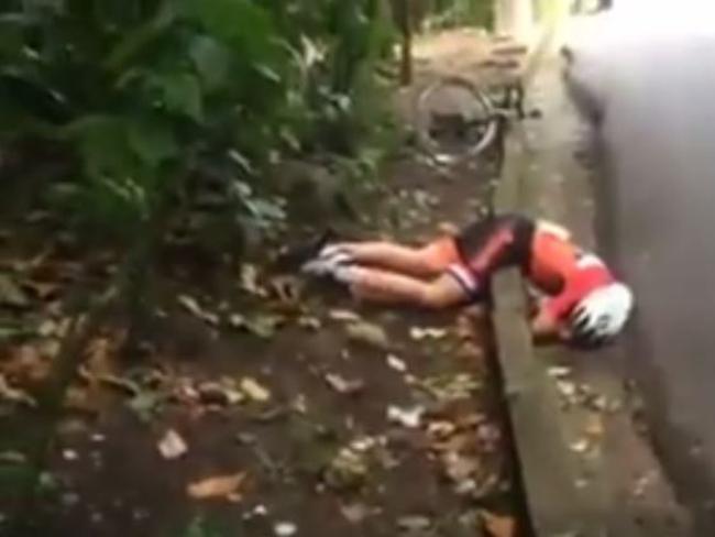 Dutch Cyclist Annemiek van Vleuten Hurt in Horrifying Crash. Source: YouTube