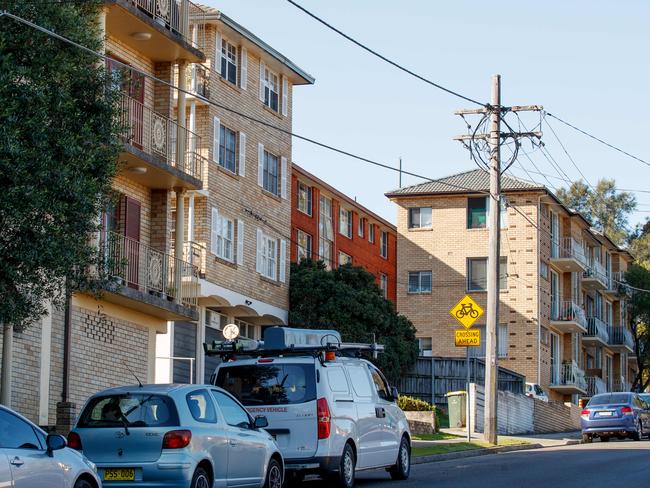 SYDNEY, AUSTRALIA - NewsWire Photos JUNE 13, 2023: Sydney housing. The release of a new government report provides a roadmap for fixing AustraliaÃ•s housing crisis. Picture: NCA NewsWire / Nikki Short