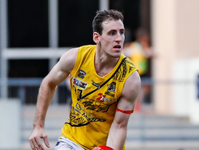 Lewis Rinaldi has had a strong season for the Nightcliff Tigers in the 2023-24 NTFL season. Picture: Celina Whan / AFLNT Media