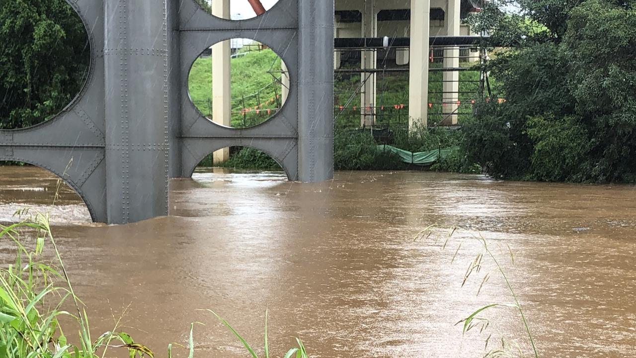 The Wilsons River is steadily rising in Lismore.