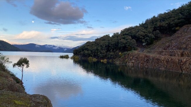 Dartmouth Dam, pictured in September 2022, is expected to spill for the first time in 26 years. The dam has been hovering at about 99 per cent capacity for four weeks. Picture: MDBA