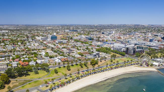 Geelong house prices remain in negative territory, according to the PropTrack Home Price Index.