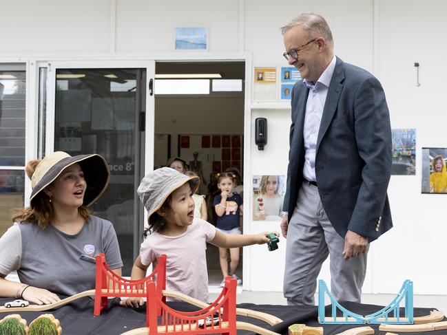 SUNSHINE COAST AUSTRALIA - NewsWire Photos NOVEMBER 4, 2022: Prime Minister, Anthony Albanese was on the Sunshine Coast today to visit children at the Goodstart Early Learning Baringa. NewsWire / Sarah Marshall