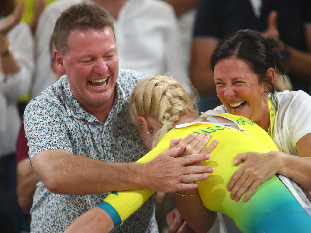 Australia's Kaarle Mcculloch celebrates with her parents