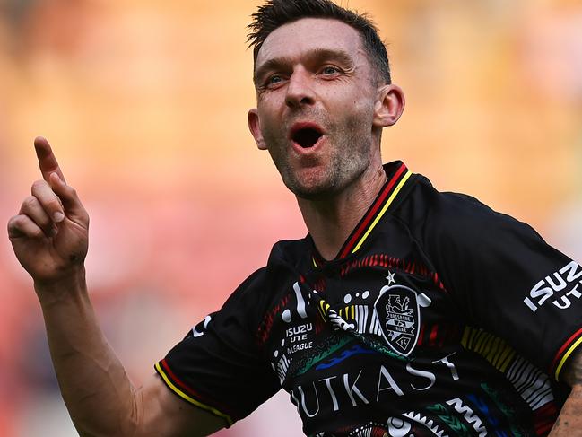 BRISBANE, AUSTRALIA - NOVEMBER 26: Jay O'Shea of Brisbane celebrates scoring a goal during the A-League Men round five match between Brisbane Roar and Perth Glory at Suncorp Stadium, on November 26, 2023, in Brisbane, Australia. (Photo by Albert Perez/Getty Images)