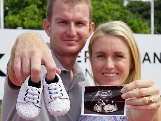 Sally Pearson shares an image to Instagram hinting she is expecting her first child. Photo: @sallypearson