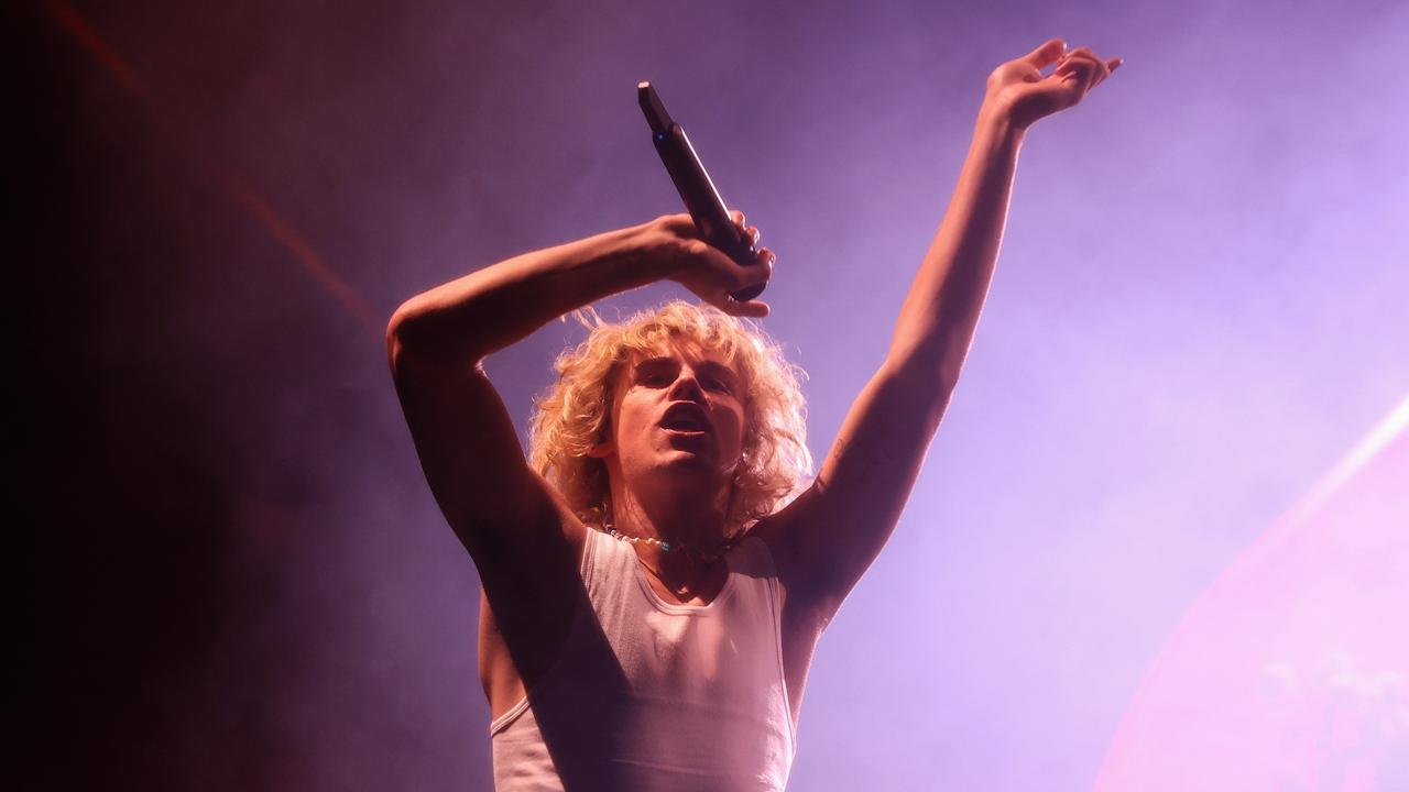 SYDNEY, AUSTRALIA - MAY 26: (EDITORS NOTE: A star filter was used for this image.) The Kid LAROI performs at Qudos Bank Arena on May 26, 2022 in Sydney, Australia. (Photo by Cameron Spencer/Getty Images)