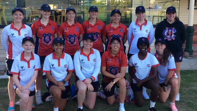 The Melbourne squad with coaches Teagan Parker and Brea Sutton.