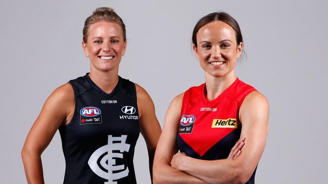 Carlton captain Katie Loynes and Melbourne captain Daisy Pearce at the 2020 AFLW season launch. Picture: Getty Images