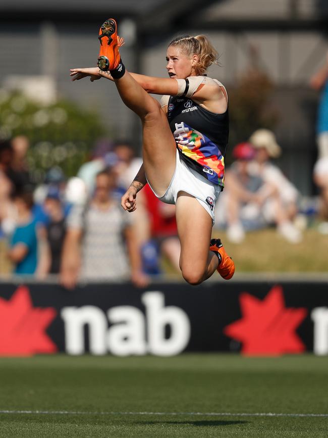 “Here’s a pic of me at work… think about this before your derogatory comments, animals,” AFL star Tayla Harris, 21, wrote. Picture: Michael Willson/AFL Media