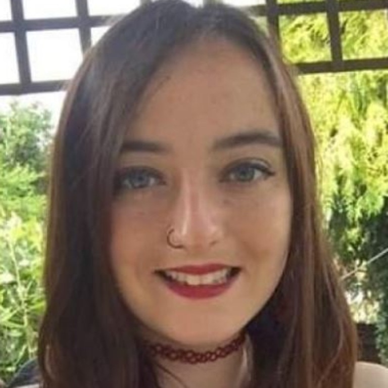 Alice Burton Bradford, 27, of the UK, died suddenly after drinking alcohol on an empty stomach. Picture: GoFundMe