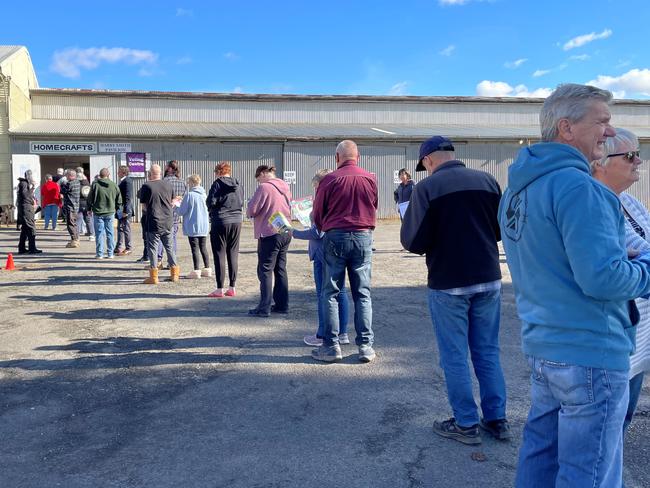 We asked 100 early voters at the Ballarat Showgrounds booth which party they preferred.