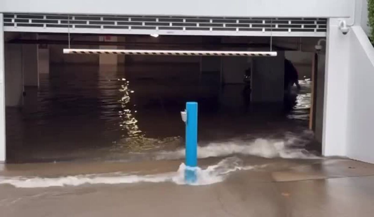 Flash flooding hits Hervey Bay resort