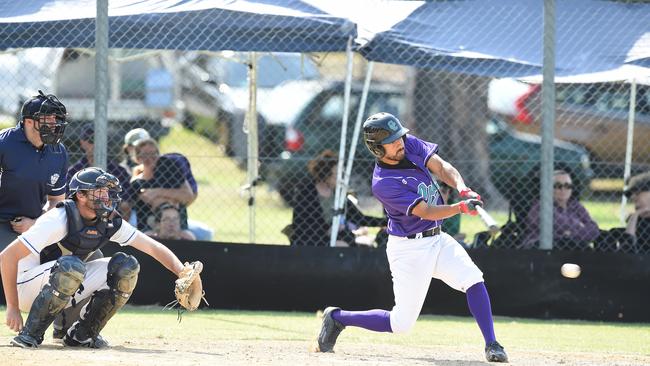 Caleb Puscher batting for Coomera. Picture: Lawrence Pinder